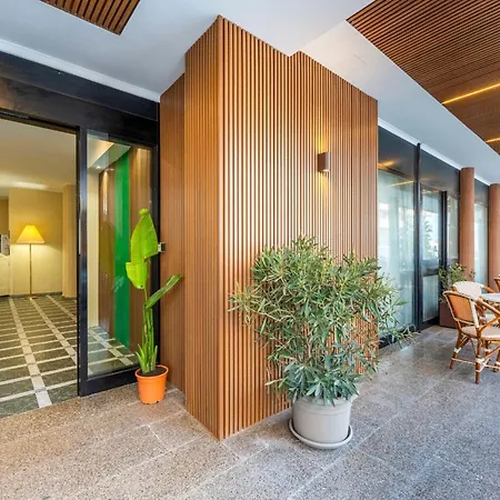 In A Strategic Spot Alghero