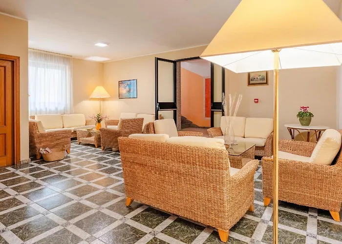 Appartement In A Strategic Spot *